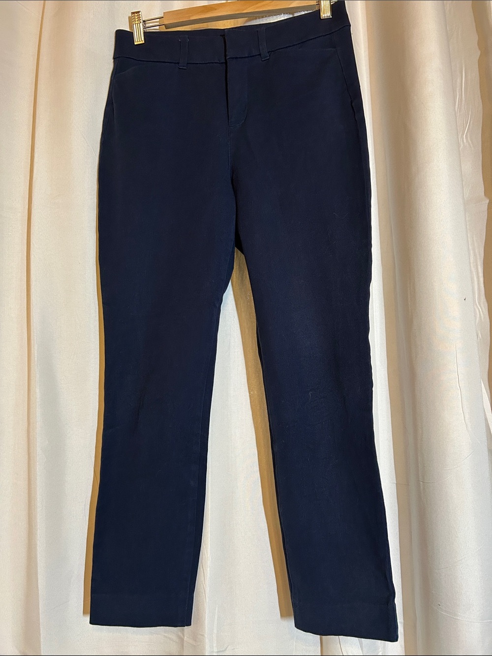Old Navy High-Rise Pixie Skinny Pants in Navy